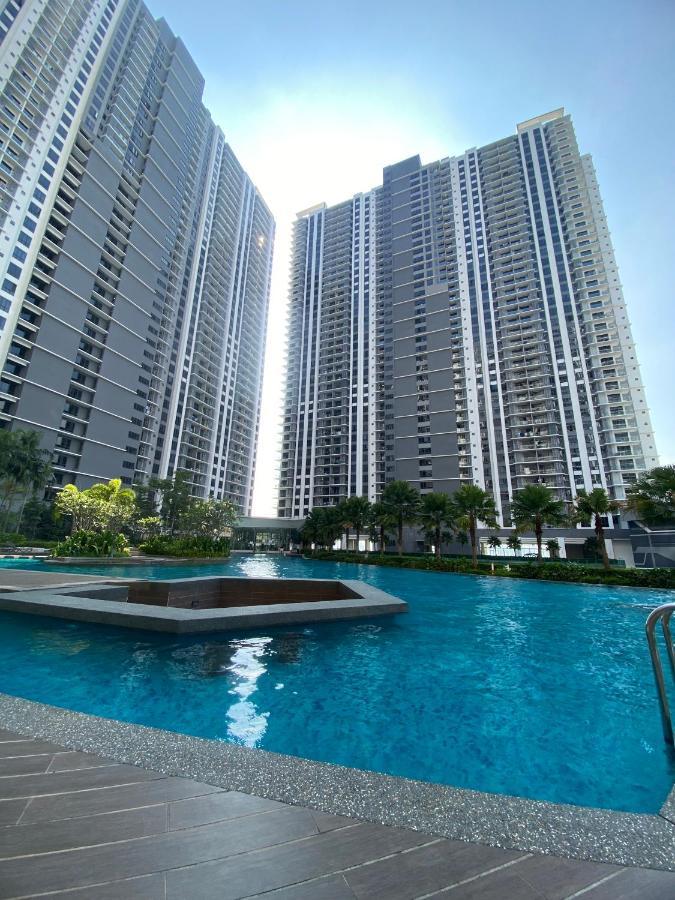Pangsapuri 100mbps Desapark Montkiara Publika Mitec Kepong Menjalara Segambut 7pax *