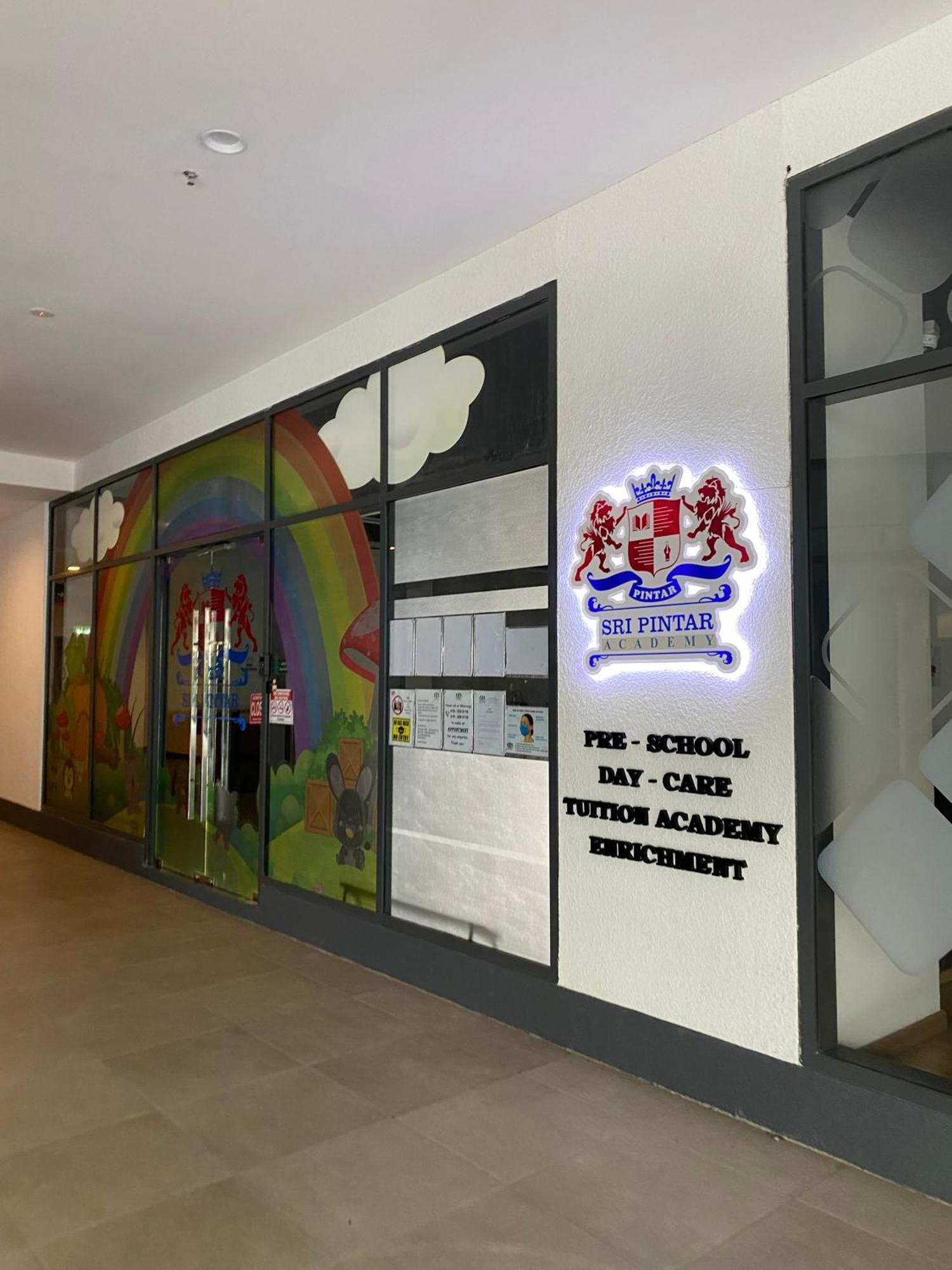 Apartment 100mbps Desapark Montkiara Publika Mitec Kepong Menjalara Segambut 7pax *